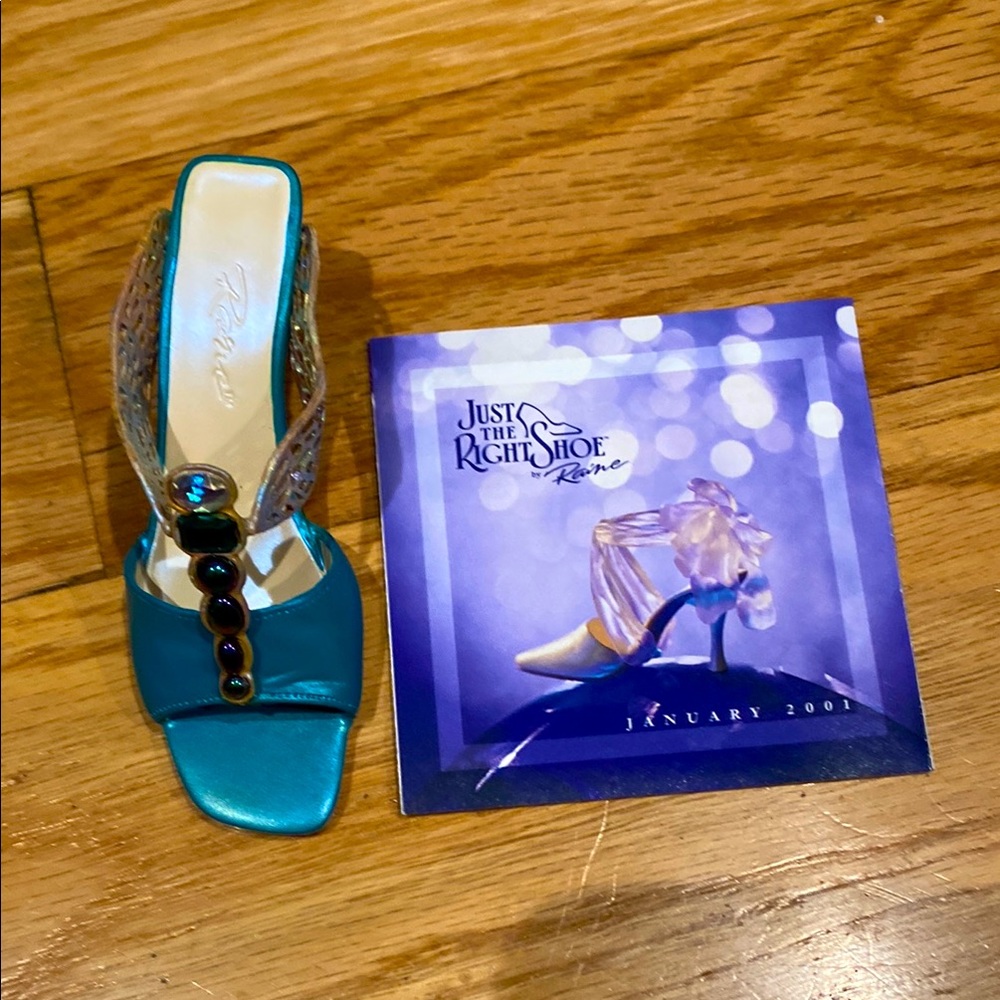 Just The Right Shoe Women's Teal Sandal artwork
